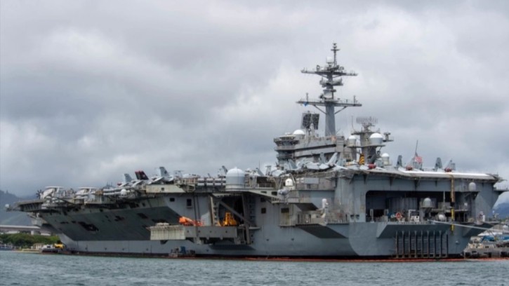 মার্কিন সর্ববৃহৎ রণতরী আব্রাহাম লিংকন পালিয়ে বেড়াচ্ছে ইরানি ক্ষেপণাস্ত্র হামলায়: আইআরজিসি