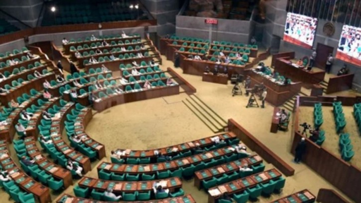 সংরক্ষিত নারী আসনে কোন দল কত আসন পাচ্ছে 