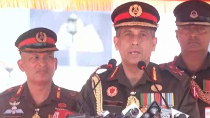 সেন্টমার্টিন নিয়ে গুজবে কান দেবেন না: বিজিবি মহাপরিচালক