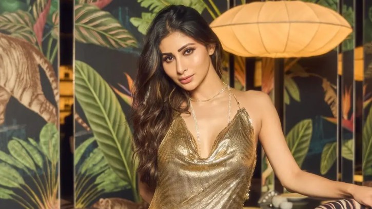 ‘নিজের বিকৃত মুখ দেখলে খারাপ লাগে’