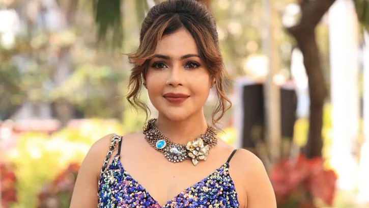 বাড়ি থেকে অভিনেত্রীর মরদেহ উদ্ধার