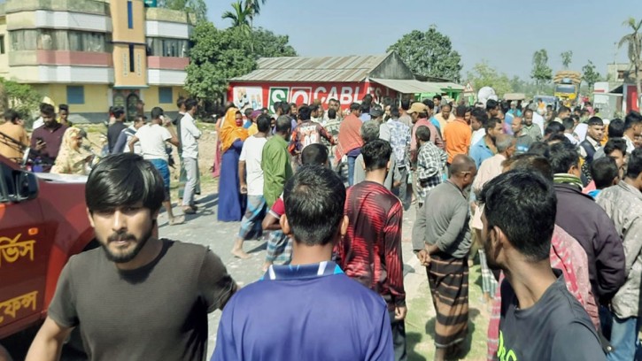 জয়পুরহাটে ট্রাক-অটোরিকশা সংঘর্ষে প্রাণ গেল ৫ জনের