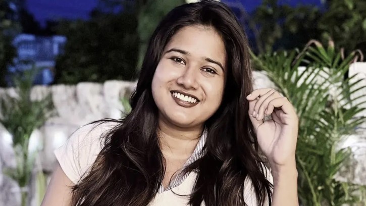 কয়েক ঘণ্টা আগেও ভিডিও পোস্ট, মিলল কনটেন্ট ক্রিয়েটরের ঝুলন্ত 