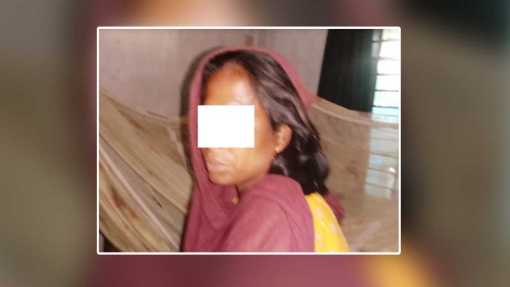 ৩ সন্তানের জনককে বিয়ের দাবিতে ২ সন্তানের জননীর অনশন