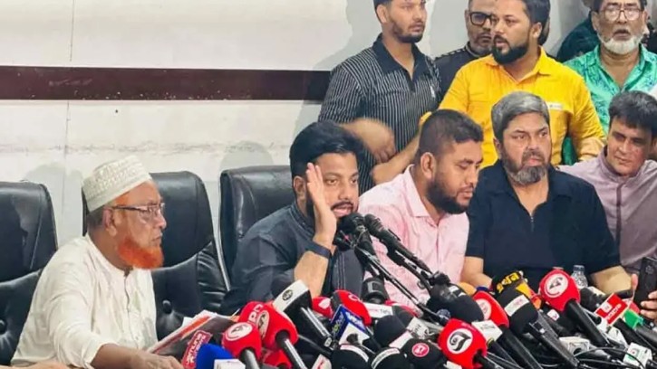 প্রতিমন্ত্রীর পদ থেকে পদত্যাগ করলেন ইশরাক হোসেন