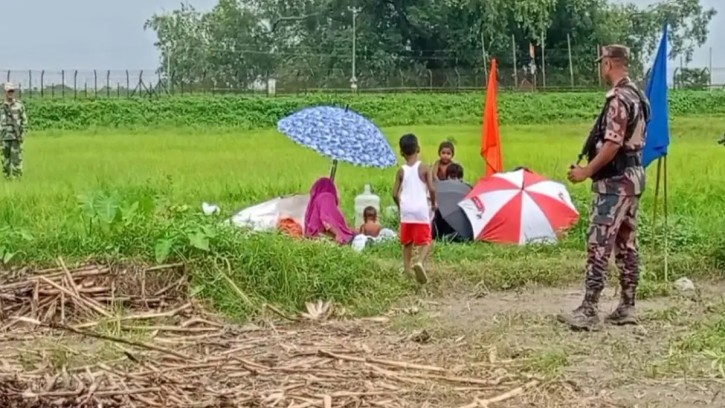 দুই শিশু নিয়ে ৫২ ঘণ্টা শূন্যরেখায় আটকে সুমি-বেলাল দম্পতি