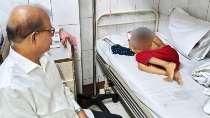 দাউদকান্দিতে ৮ বছরের মেয়ে শিশুকে ভুট্টাক্ষেতে নিয়ে নির্যাতন, ঘটনা ধামাচাপার শঙ্কা