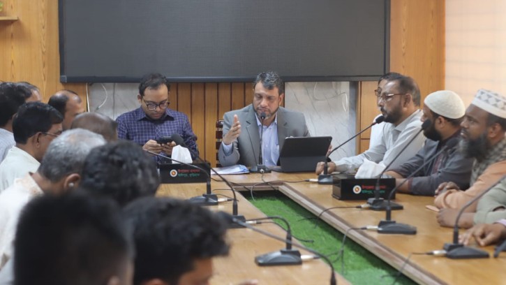 ভিজিএফ কার্ড বিতরণে অনিয়ম হলে ছাড় নয়: সালেহী এমপি