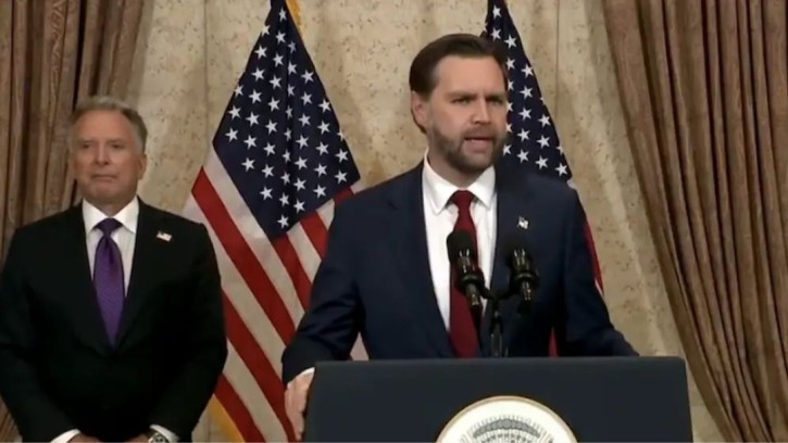 ২১ ঘন্টার আলোচনা ব্যার্থ, যুক্তরাষ্ট্র-ইরান সমঝোতা হয়নি, জানালেন জেডি ভ্যান্স