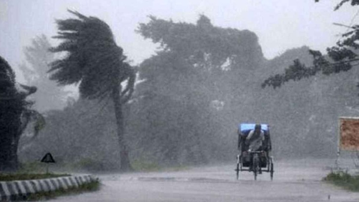 ধেয়ে আসছে বছরের প্রথম বৃষ্টি বলয় ‘গোধূলি’, ১৭ মার্চ পর্যন্ত ঝড়-বৃষ্টির সম্ভাবনা