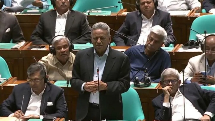 ইসলামী ব্যাংকের ভবিষ্যৎ বিএনপির হাতেই সবচেয়ে নিরাপদ : সংসদে অর্থমন্ত্রী