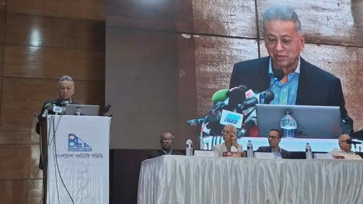 বিগত সময়ের ১৩০০ উন্নয়ন প্রকল্প বর্তমান সরকারের জন্য বড় দায় : অর্থমন্ত্রী