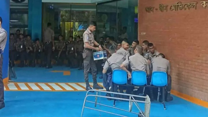 লাইসেন্স বাতিলের পর এবার আদ্-দ্বীন হাসপাতালে পুলিশ মোতায়েন