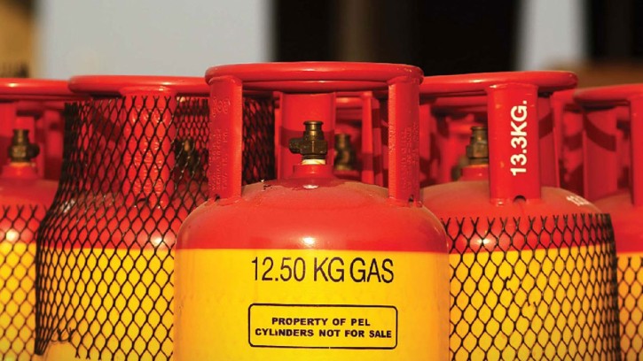 এলপিজির দাম বাড়ল ৩৮ টাকা
