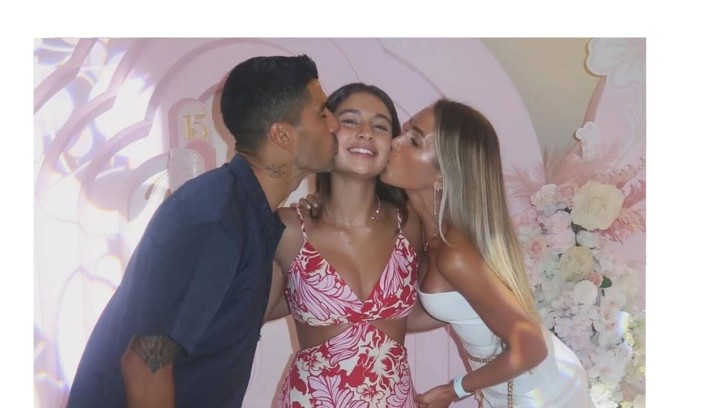 বন্ধুর মেয়ের জন্মদিন উদযাপনে উরুগুয়েতে মেসি