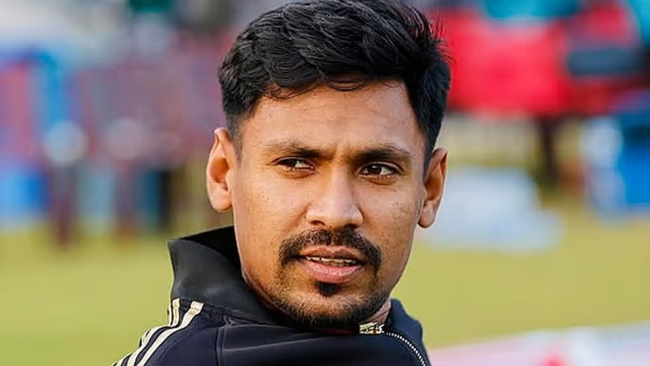 এক দিনে হারলো মোস্তাফিজুর রহমানের তিন দল