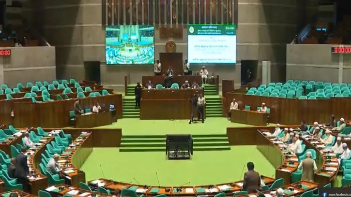 ফ্যাসিস্ট সরকারের মন্ত্রী কেন নাটোরে বিয়ে করেনি, এমন প্রশ্ন করবেন না