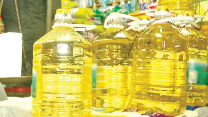 লিটারে ৪ টাকা বাড়ল বোতলজাত তেলের দাম