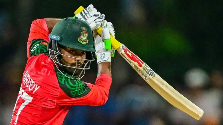 সাইফ-হৃদয়ের ফিফটির পরও ব্যাটিং ধসে বাংলাদেশের হার