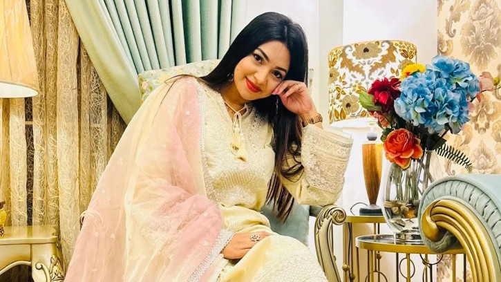 প্রভার উপদেশ: কখনো বিবাহিত ছেলের প্রেমে পড়বে না