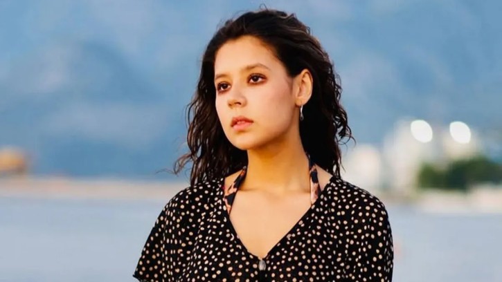 আমিও বাংলাদেশকে কষ্ট দেব— রাশিয়ান মডেল মনিকা