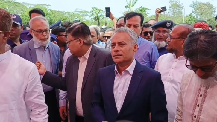 সড়কে বড় ধরনের ভোগান্তি নেই: শেখ রবিউল আলম