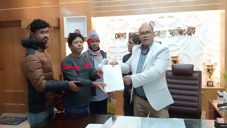 হবিগঞ্জ-২ আসনে স্বতন্ত্র প্রার্থী হিসেবে মনোনয়ন দাখিল করলেন আফসার আহমেদ রূপক