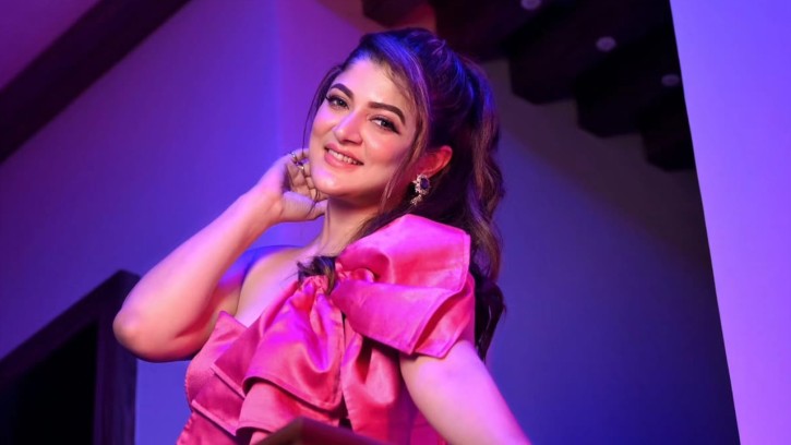 বিয়ে না করলে নিজের ছেলেকে পেতাম না : শ্রাবন্তী