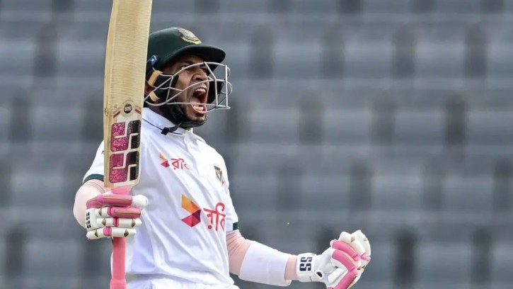 বিশ্ব রেকর্ড গড়ে জিততে হবে পাকিস্তানকে
