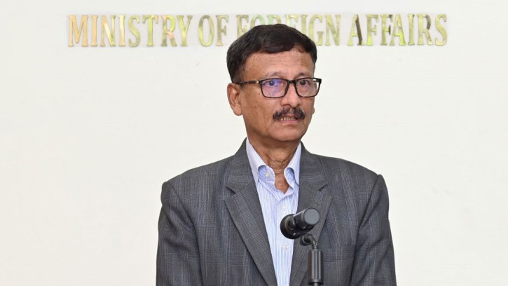 খালেদা জিয়াকে চিকিৎসার জন্য বিদেশ পাঠাতে চাইলে ব্যবস্থা নেবে সরকার