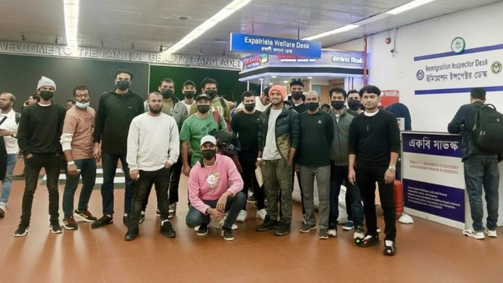 আরও ৩৯ বাংলাদেশিকে ফেরত পাঠাল যুক্তরাষ্ট্র, ২৬ জনই নোয়াখালীর